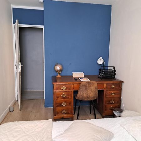 Chambre Spacieuse - Dressing - Sdb Communes - Parking Prive Nimes Exterior photo